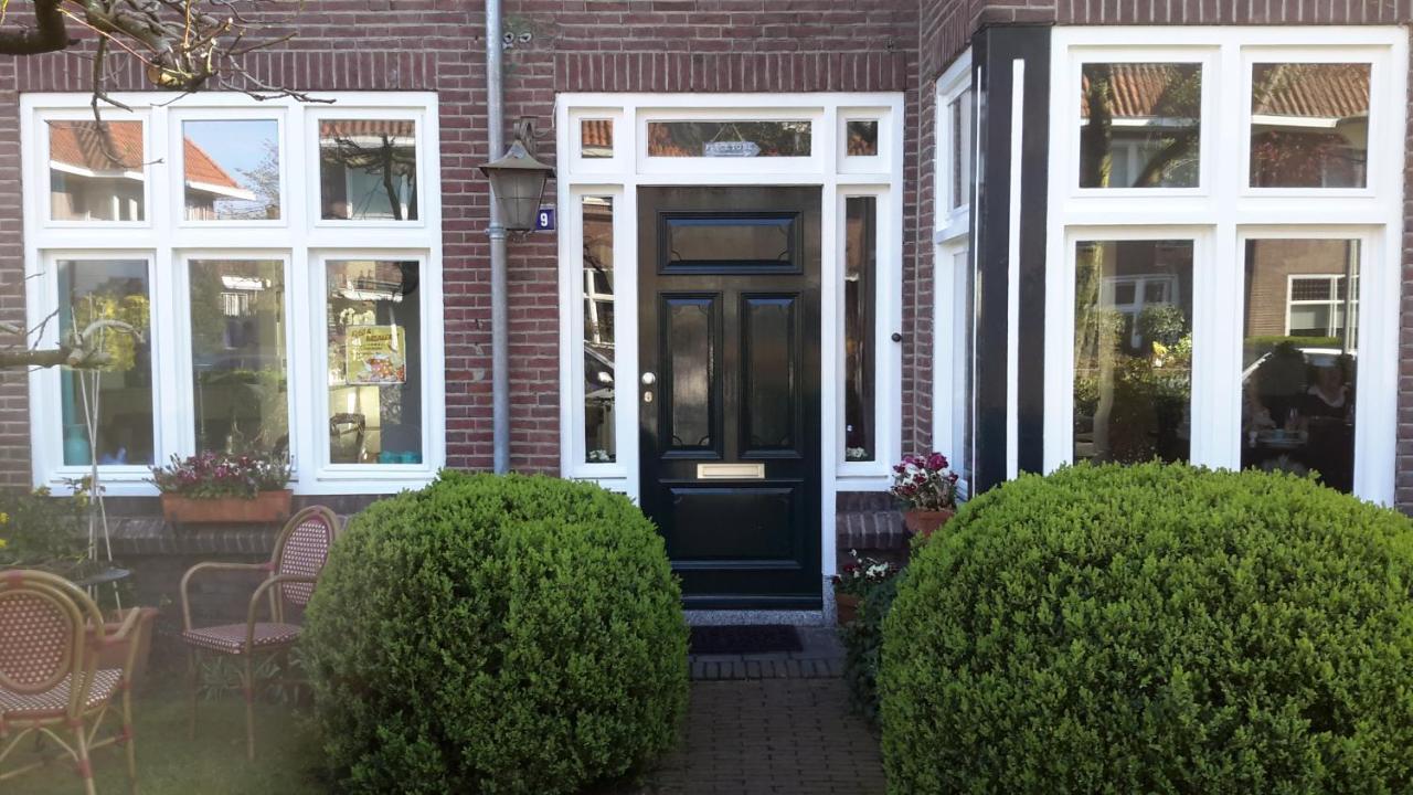 에인트호번 Place 2 Be B&B 외부 사진
