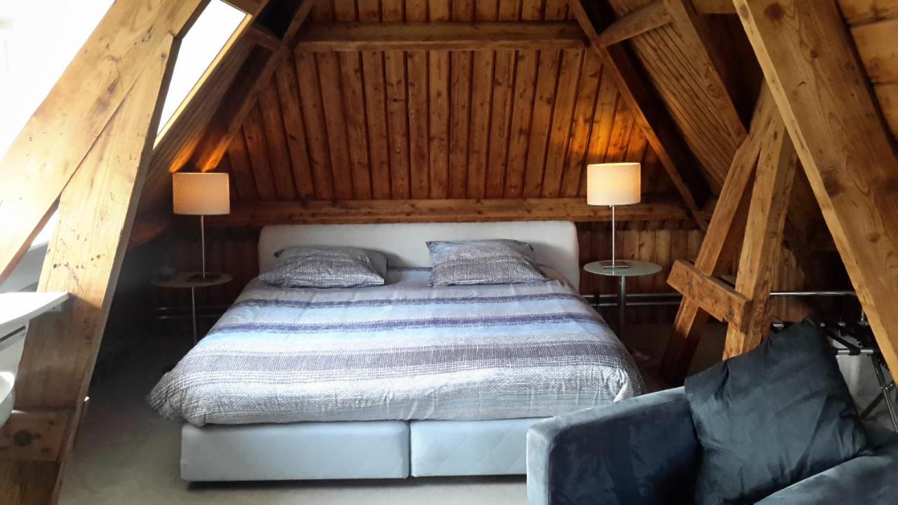 에인트호번 Place 2 Be B&B 외부 사진